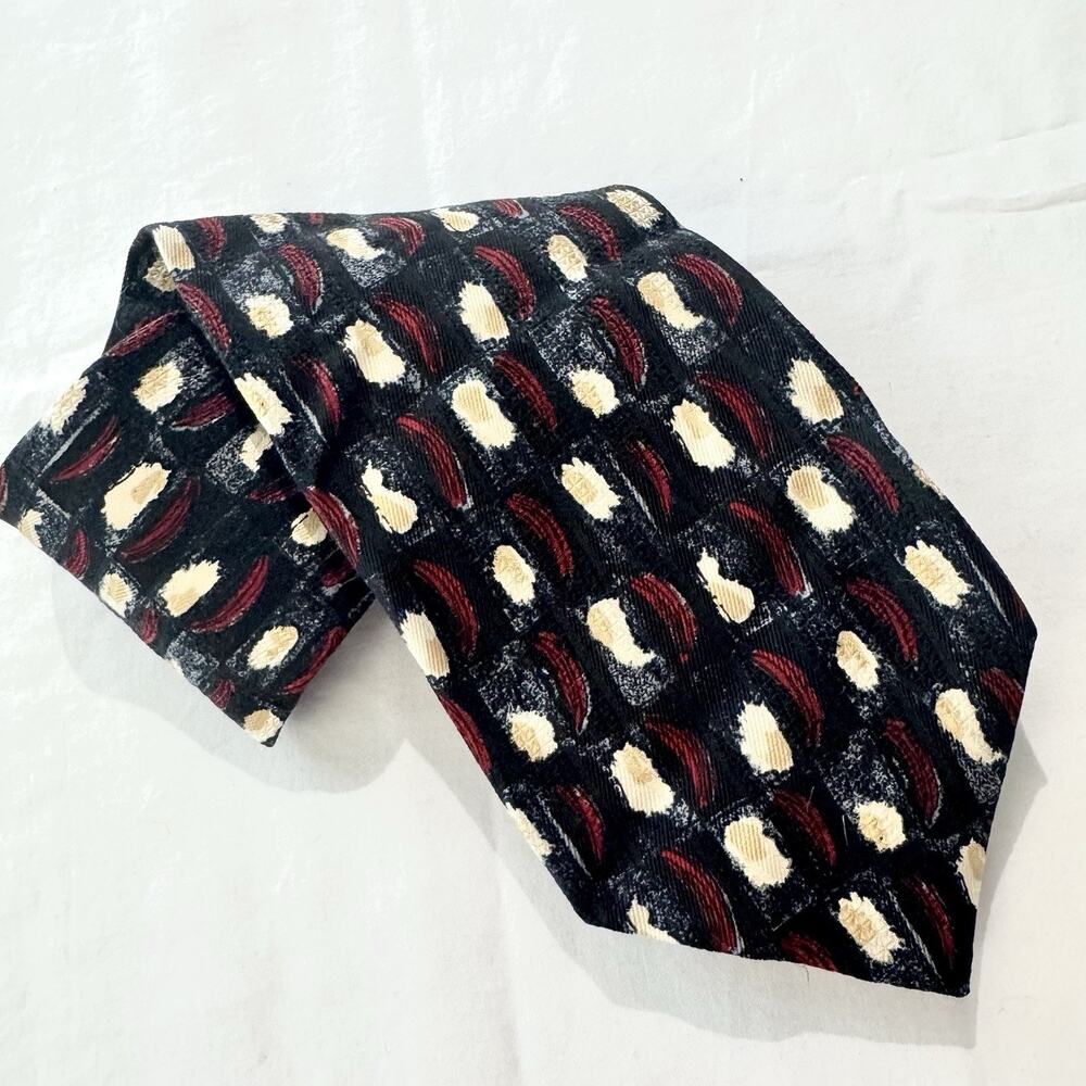 Robert Talbott Studio Marvels Mens Silk Tie Black Red Beige Abstract Geometric